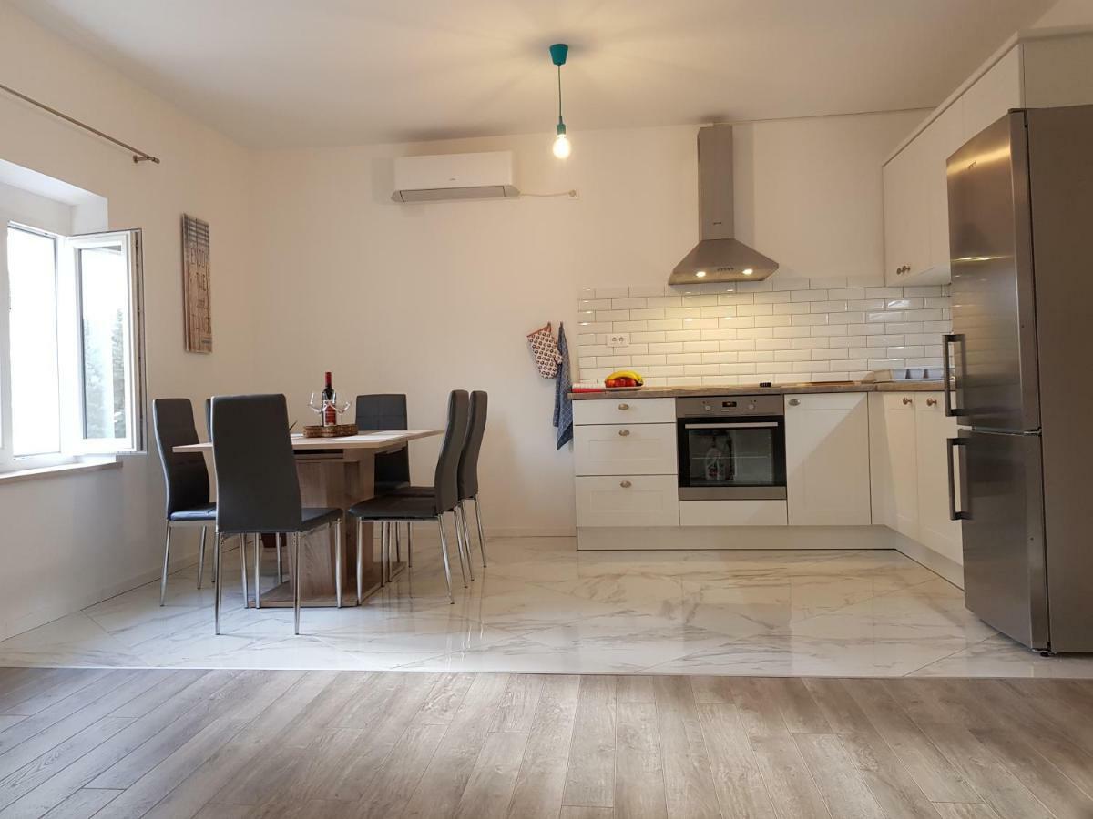Apartment Voyager ดูบรอฟนิก ภายนอก รูปภาพ
